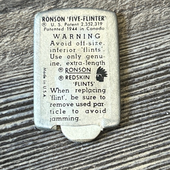 Vintage Ronson Lighter - Picture 6 of 12